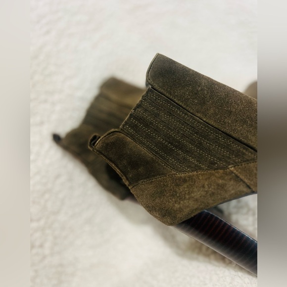 Nine West Women's Crimson Suede Ankle Boot, Dark Green, 8.5 M US - Picture 8 of 13